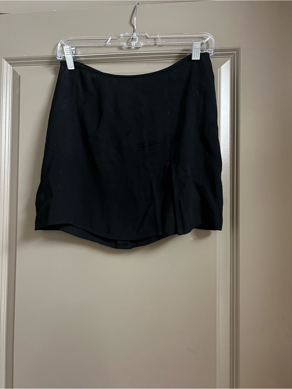 Reformation Margot Skirt Size 4 Black - Picture 3 of 7